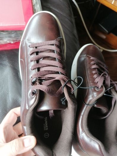 Brand New Mens Leather Trainers