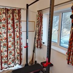 Power rack squat rack pull up bar