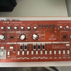 Behringer TD3 translucent orange
