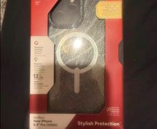 iPhone 16 pro max Zagg case