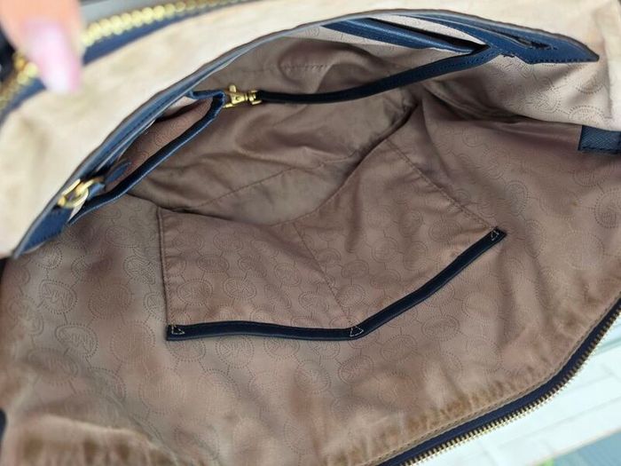 Genuine Michael Kors Navy Shoulder Bag