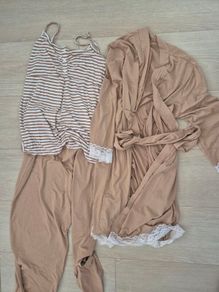 maternity clothes