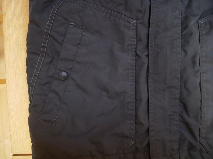 Boys jacket. Age 10 yrs/140cm. Dark grey.