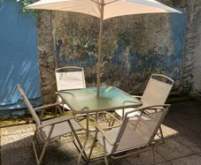 Table with parasol