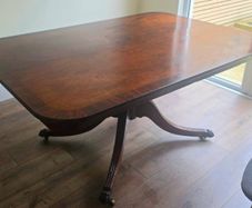 Dining table for sale