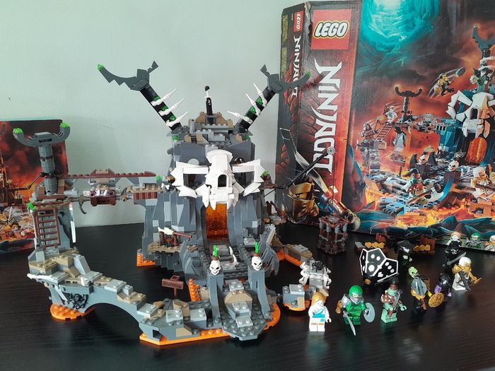 Lego - Ninjago Skull Sorcerer's Dungeons 71722