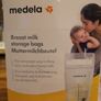 Medela mini electric breast pump, storage bags and Colostrum collection Image 2