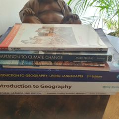 College/Uni Books: Physical Geography
