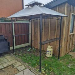 Metal gazebo