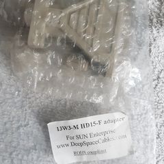 Sun 13W3-M to HD15-F (VGA) Video-Port Adapter Converter