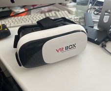 VR headset