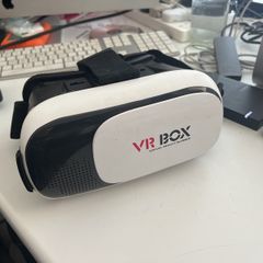 VR headset