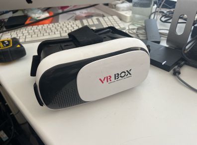 VR headset