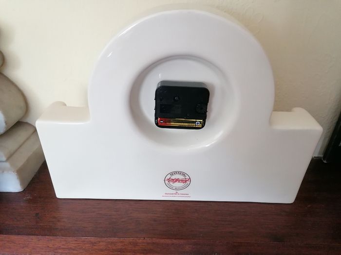 Guinness clock vintage