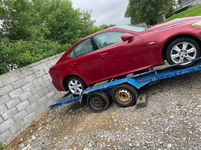 Lexus IS 220d for breaking!