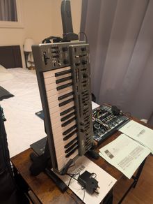 Synthesizer Behringer MS1 MK2