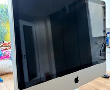 21.5-inch Mid-2009 iMac (duel core chip)