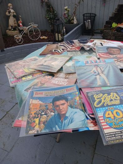 Records Records