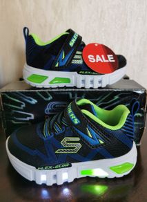INFANT runners NEW size UK 4