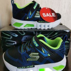 INFANT runners NEW size UK 4
