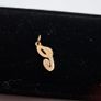9ct gold pendant Image 7