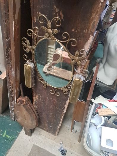 Vintage Mirror @ Brush Set