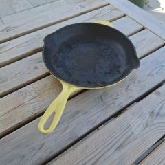 le creuset cast iron saute frying pan Nectar yellow