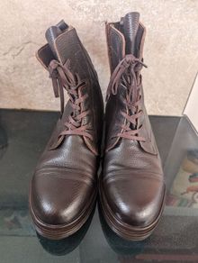 Genuine leather woman boots
