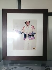 Signed Robin Williams picture with COA