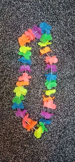 Hawaiian Flower Necklace