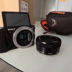 Sony a5000 and 16-50mm Lens