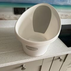 Shnuggle bath
