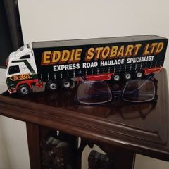Corgi 1/50 scale truck and trailer
