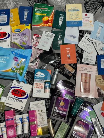 Bargain travel makeup, skin and haircare and more  bundle new