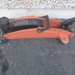 car jack