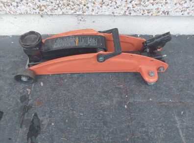 car jack