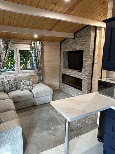 1 Bed Log Cabin