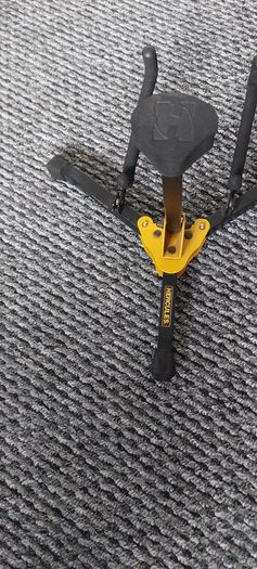 Hercules guitar stands