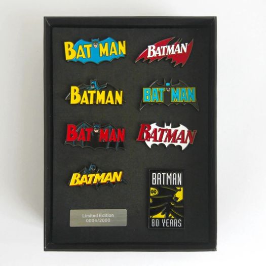 Batman 80th Anniversary Pin Badge & Art Card Set Limited Edition