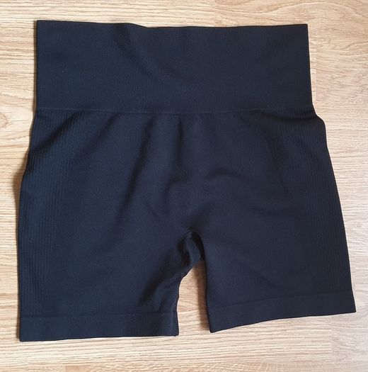 New - Size Small - A Pair of Black Workout Shorts - E
