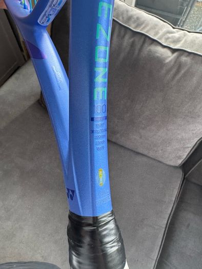 Yonex Ezone 100