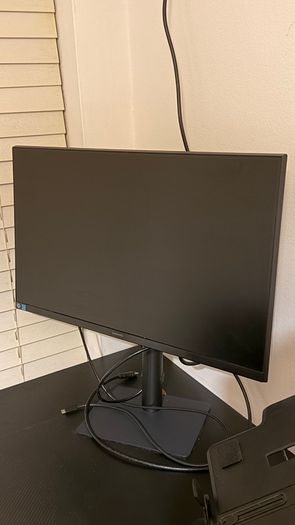 Workstation available with Samsung monitor