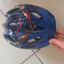 Kids bike helmet & stabilisers Image 2