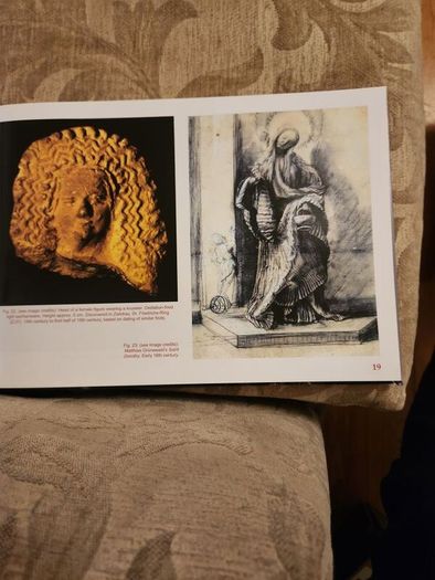 Folded Beauty. The Art Of Napkin Folding.  By John Sallas. Beautiful Illustrated Large Volume Hardbacks In Good Condition. 36.