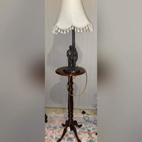 Jeanne Rynhart bronze sculpture lamp