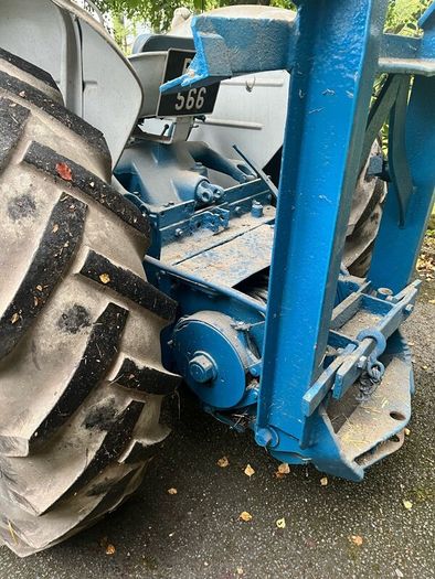 Tractor