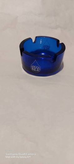 Goccia blu ,ashtray, very good condition see pictures for condition,,21euros price includes post to anywhere in Ireland thank you, or buyer collects cheaper,,,