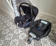 Maxi Cosi Car Seat ISO fix