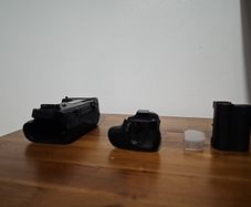 Battery Grip MB-D16 for Nikon D750 + Battery (Third-Party Replacement)