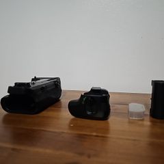 Battery Grip MB-D16 for Nikon D750 + Battery (Third-Party Replacement)